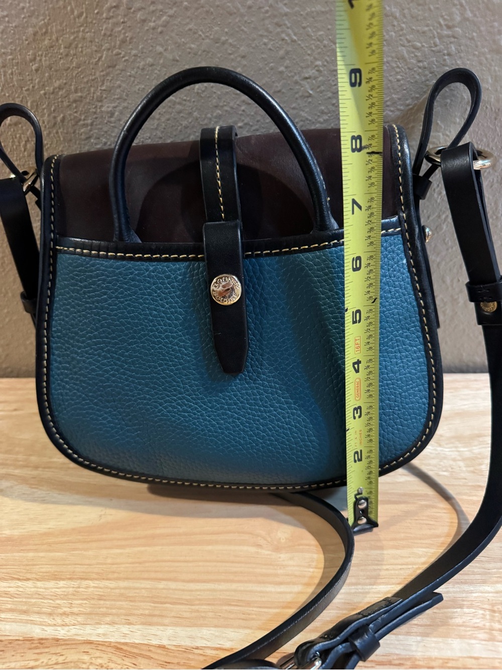 Dooney & Bourke Verona Cristina Tri-Color CrossbodyBag - Picture 4 of 9